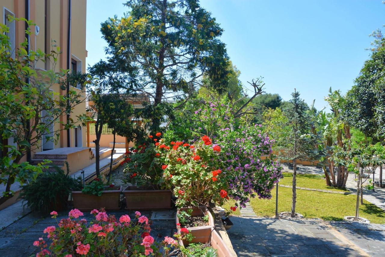 B&B Il Canto Del Mare ปุลซาโน ภายนอก รูปภาพ