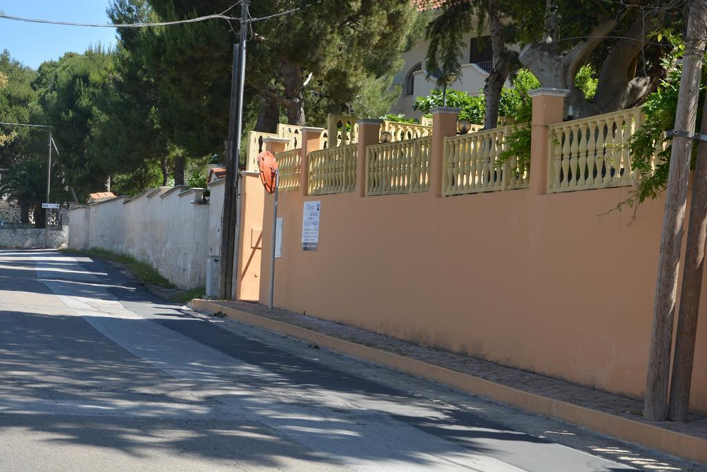 B&B Il Canto Del Mare ปุลซาโน ภายนอก รูปภาพ